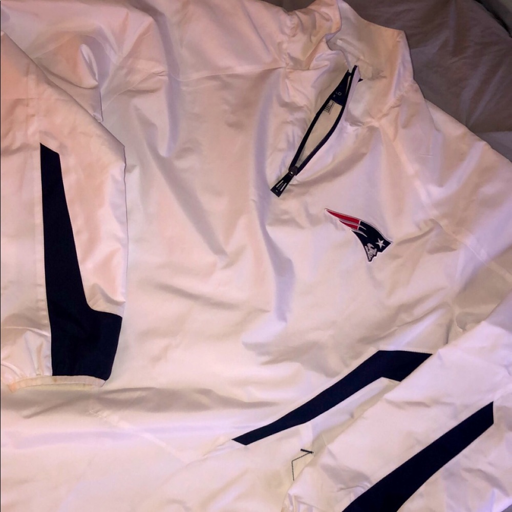 Patriot’s Windbreaker
